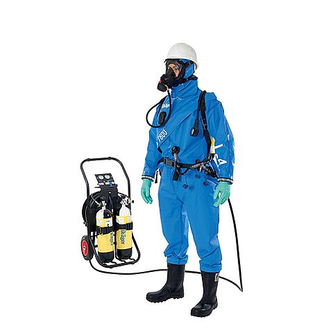 R29650/L Dräger CPS 7800 The reusable gas-tight Dräger CPS 7800 (type 1b) provides excellent protection against gaseous, liquid, aerosol and solid hazardous substances even in explosive areas. Due to its innovative material and the new suit design it offers increased flexibility and comfort when entering confined spaces and working with cryogenic substances.